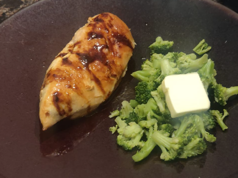 Keto Recipe ~ Yum Yum Chicken (Basic Sauteed Chicken) with Cheesy Broccoli Alfredo 